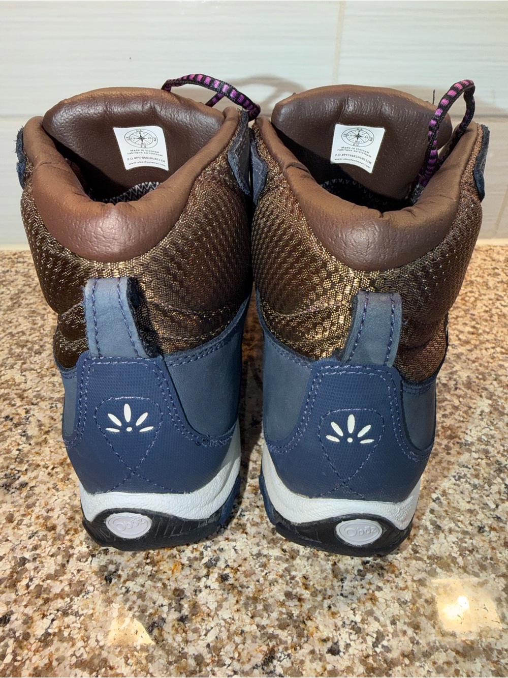 Oboz Women's Navy and Brown Hiking Boots - Picture 4 of 9